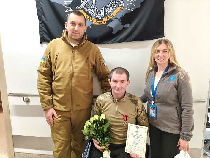 Німецький центр протезування PROSTHETICS.PRO. Подвійне протезування Ветерана війни